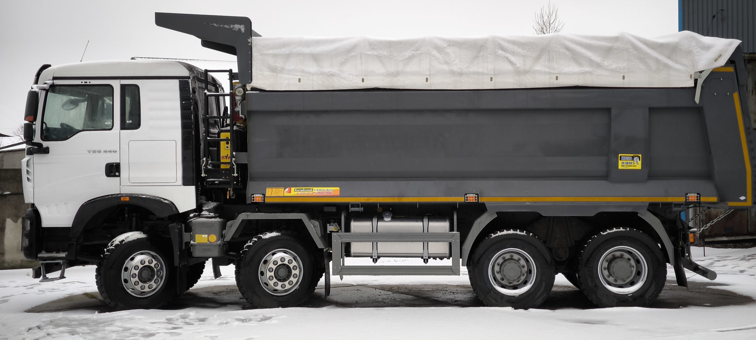 Самоскид HOWO TX 8×4 Фото - 1