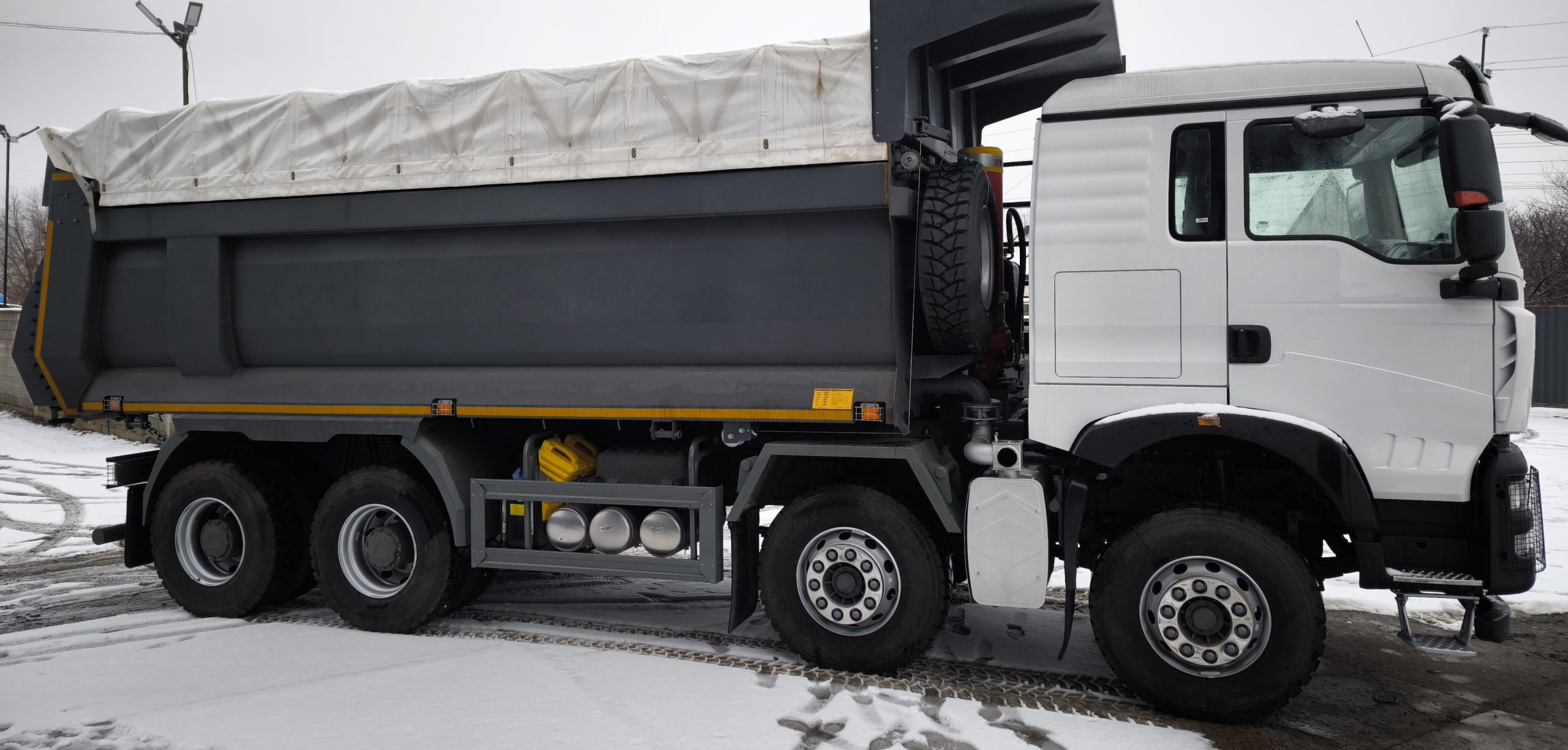 Самоскид HOWO TX 8×4 Фото - 8