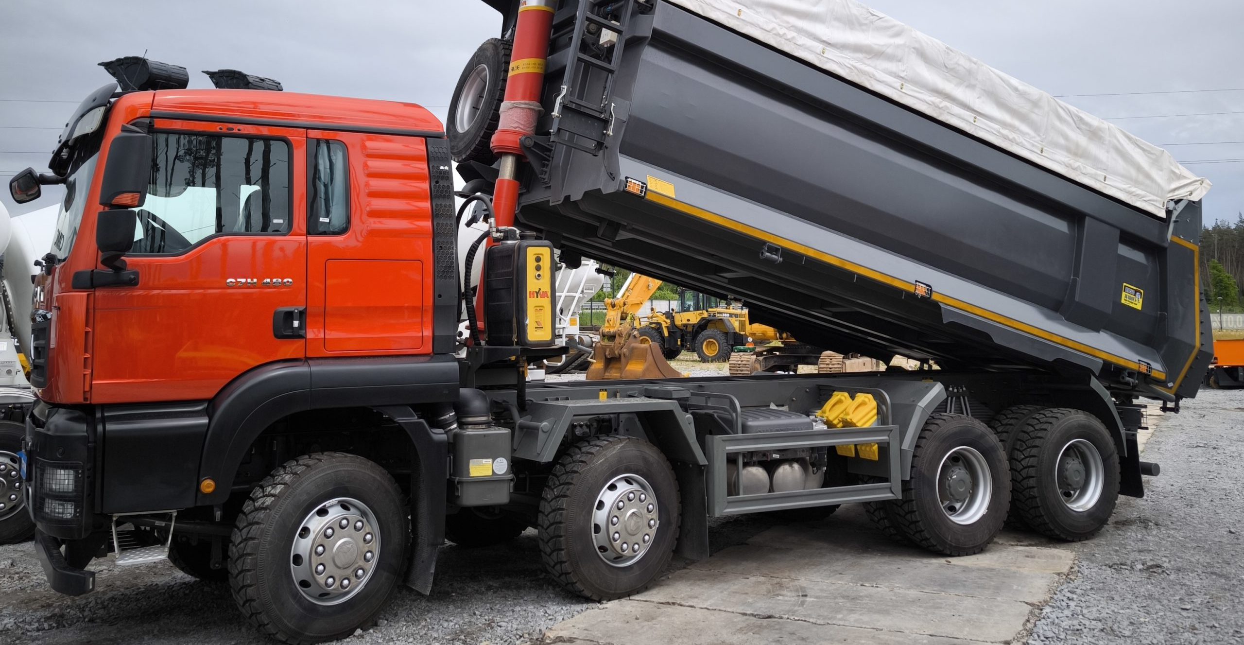 Самоскид SITRAK C7H 8×4 Фото - 4