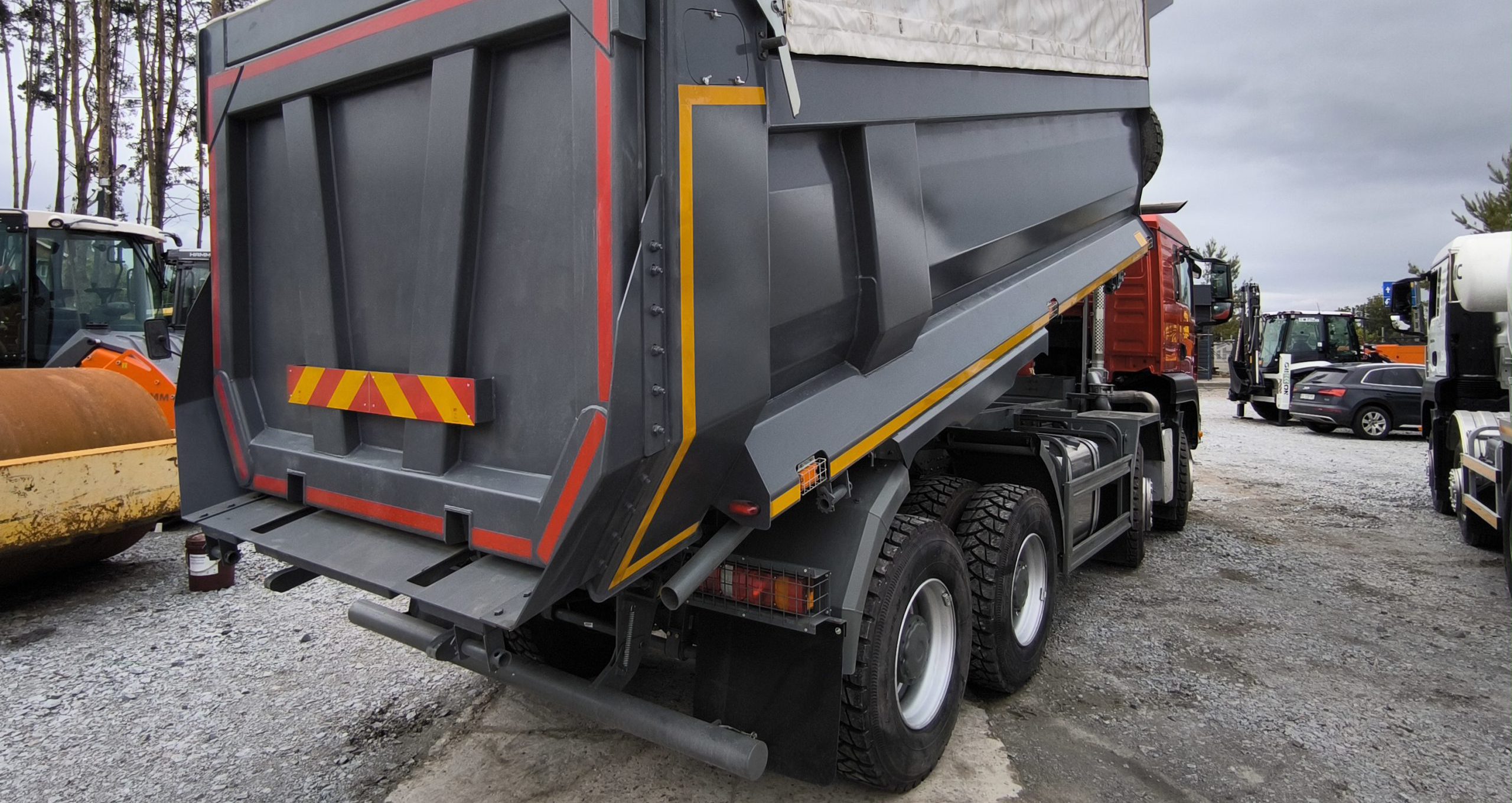 Самоскид SITRAK C7H 8×4 Фото - 9