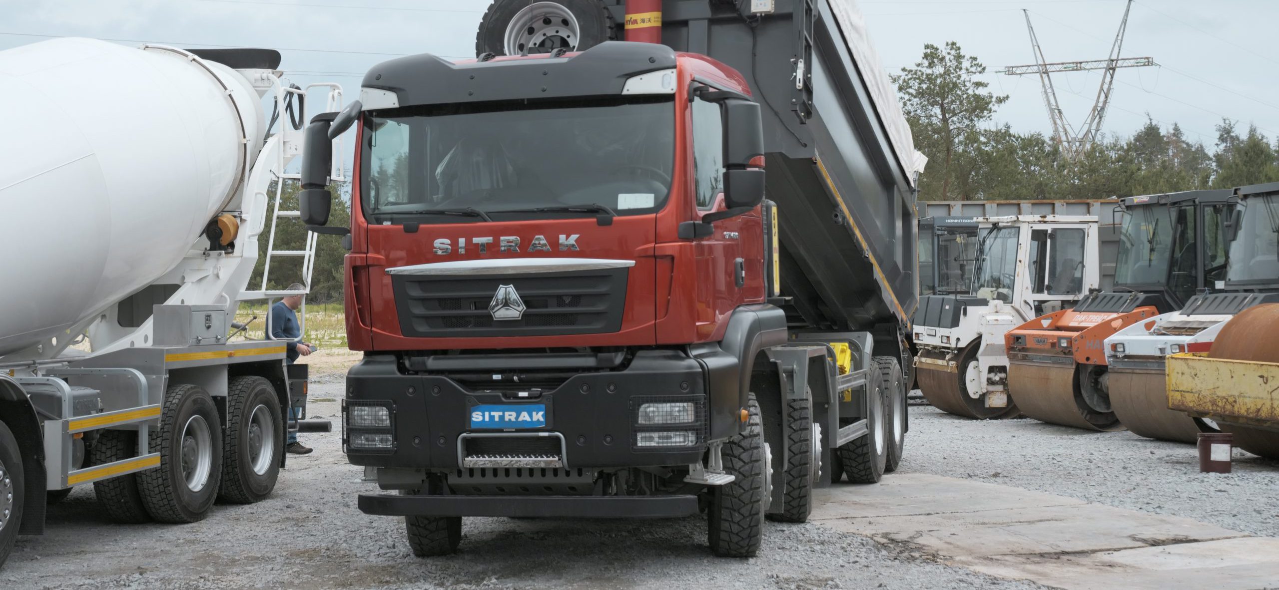 Самоскид SITRAK C7H 8×4 Фото - 1