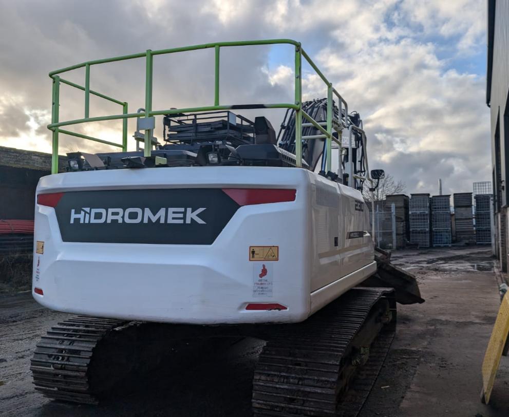 Гусеничний екскаватор Hidromek HMK 230LC Фото - 2