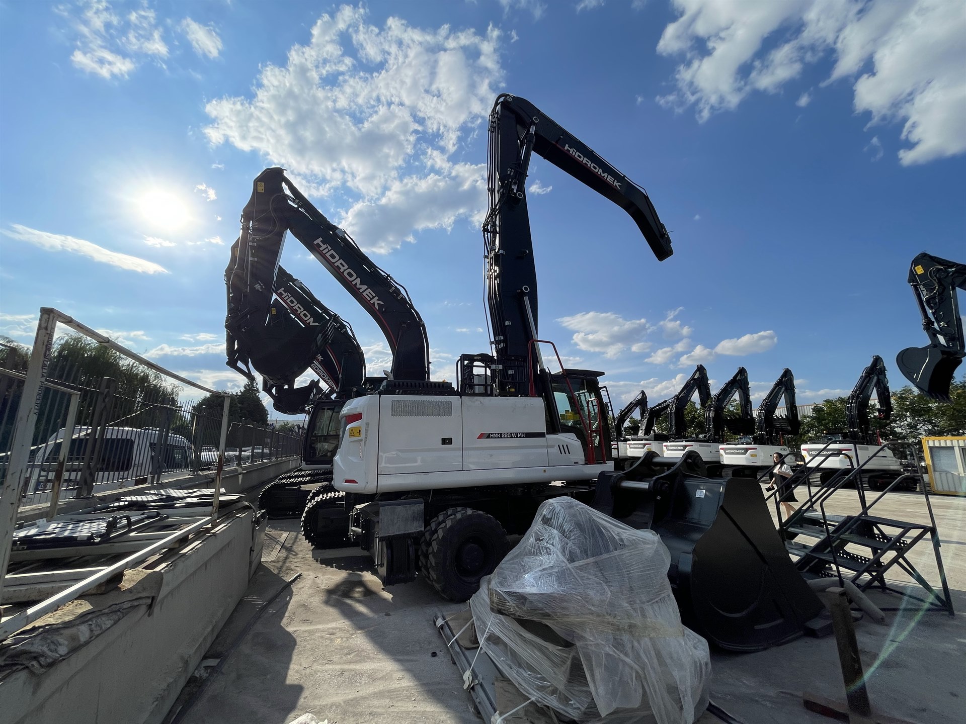 HIDROMEK HMK 210 W MH Фото - 2