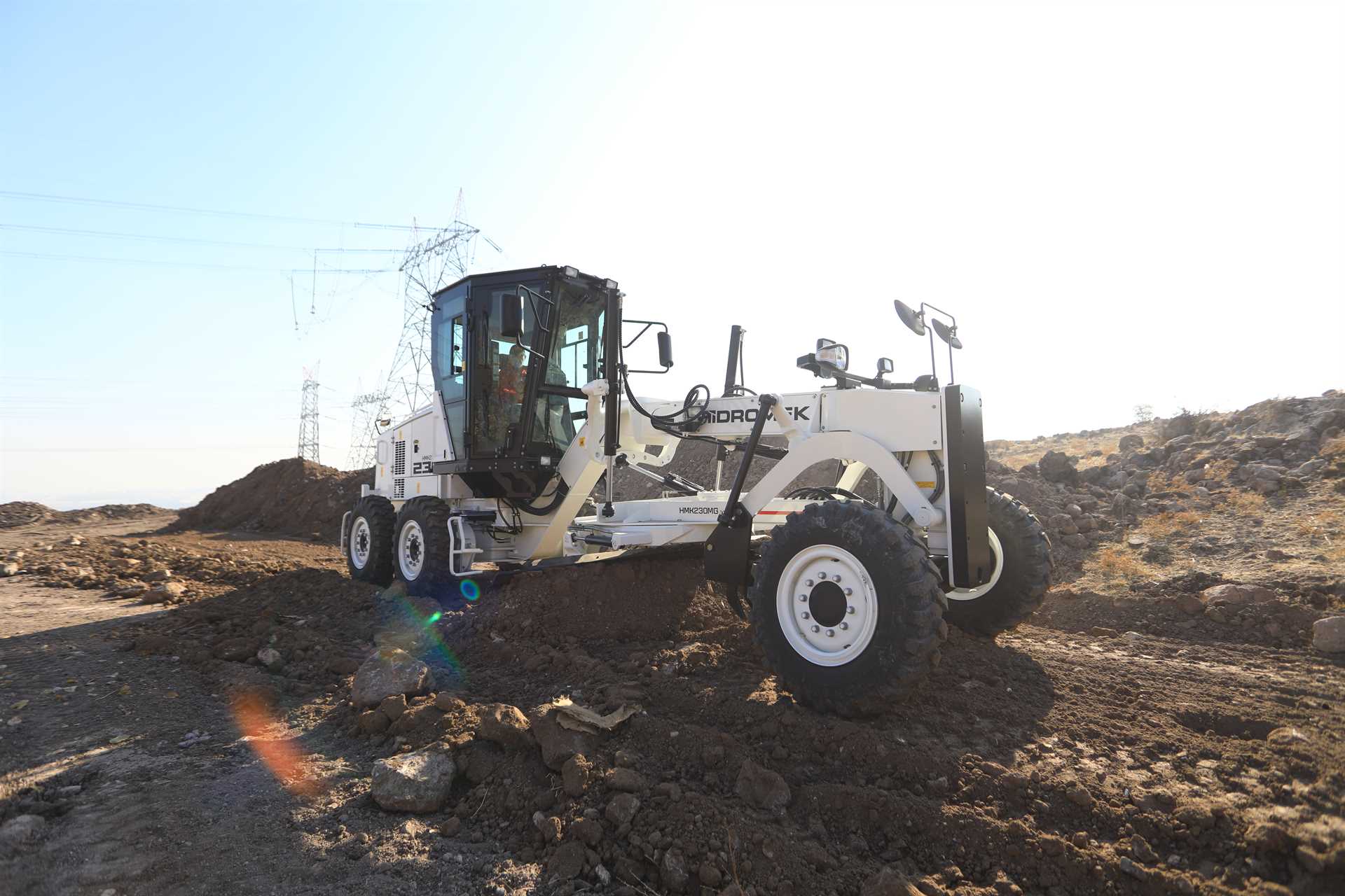 АВТОГРЕЙДЕР HIDROMEK HMK 230 MG Фото - 5