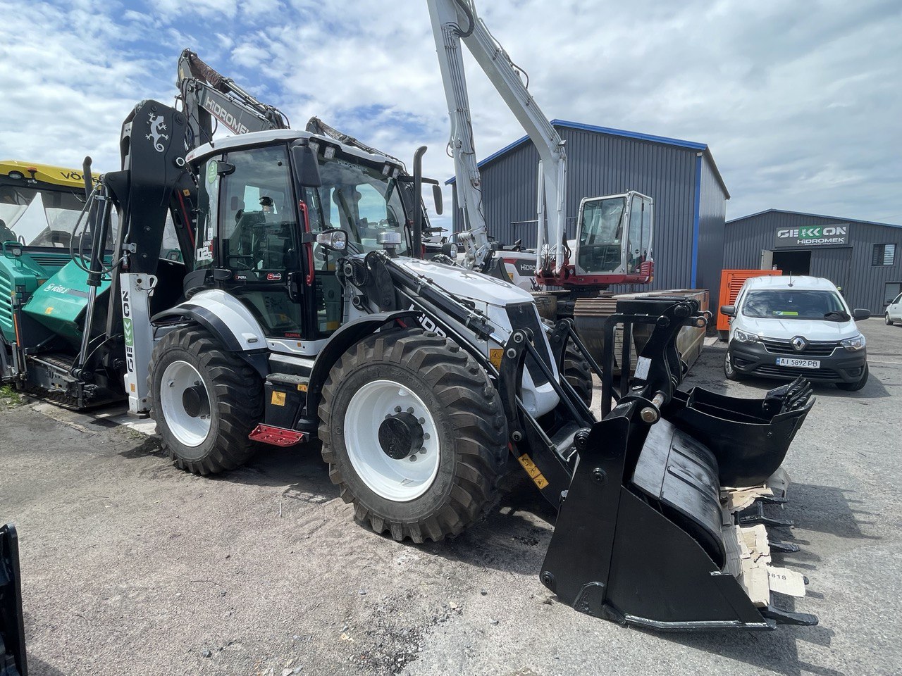 Екскаватор-навантажувач Hidromek HMK102S Supra 2021