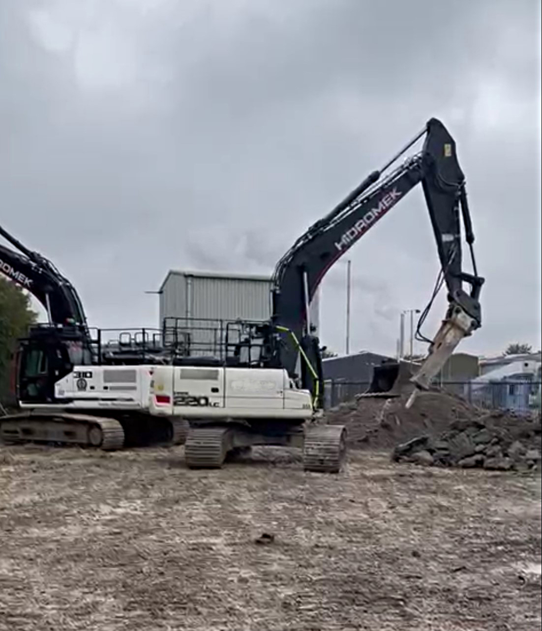 Гусеничний екскаватор HIDROMEK HMK 220 LC 2018 Фото - 3