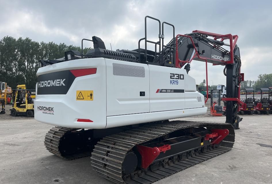 Гусеничний екскаватор Hidromek HMK230LC-4 Фото - 3