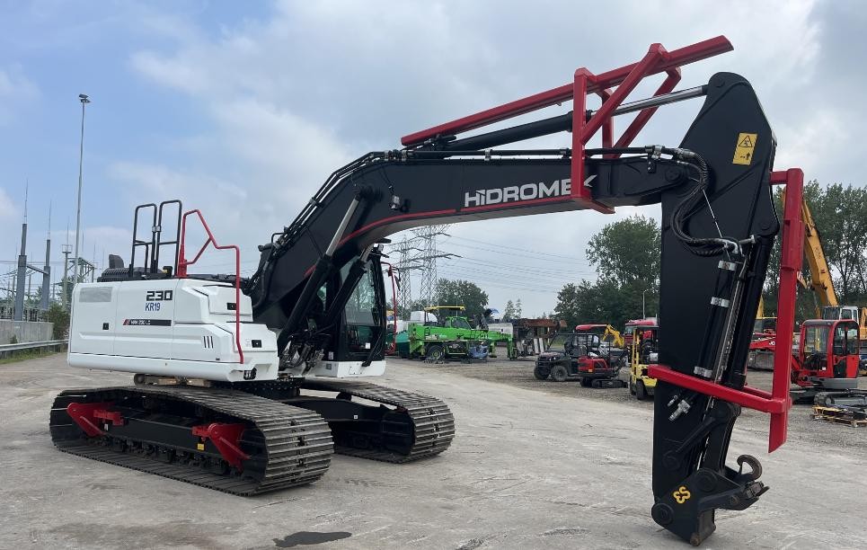 Гусеничний екскаватор Hidromek HMK230LC-4 Фото - 4