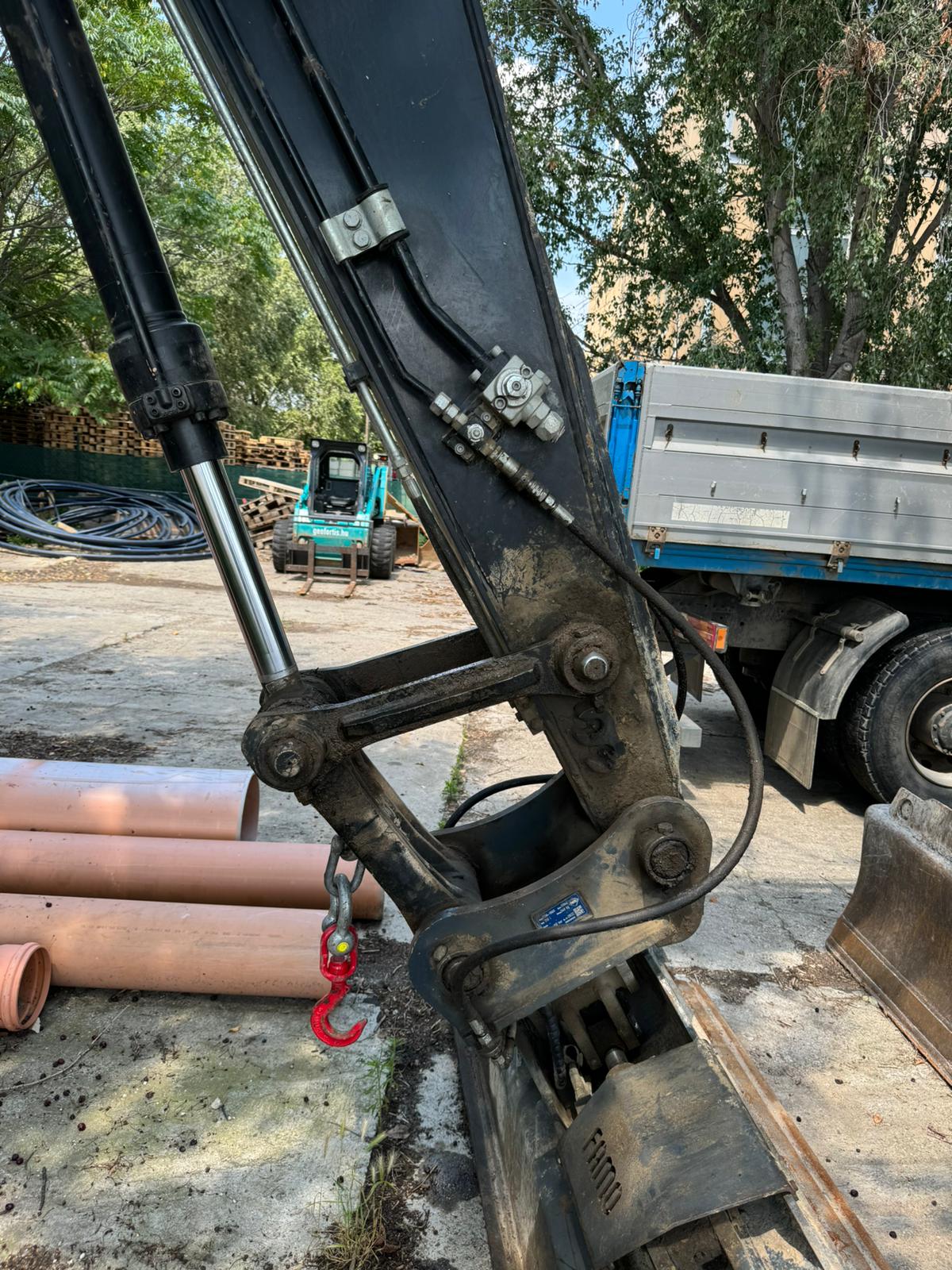 Колісний екскаватор Hidromek HMK 140W Фото - 5