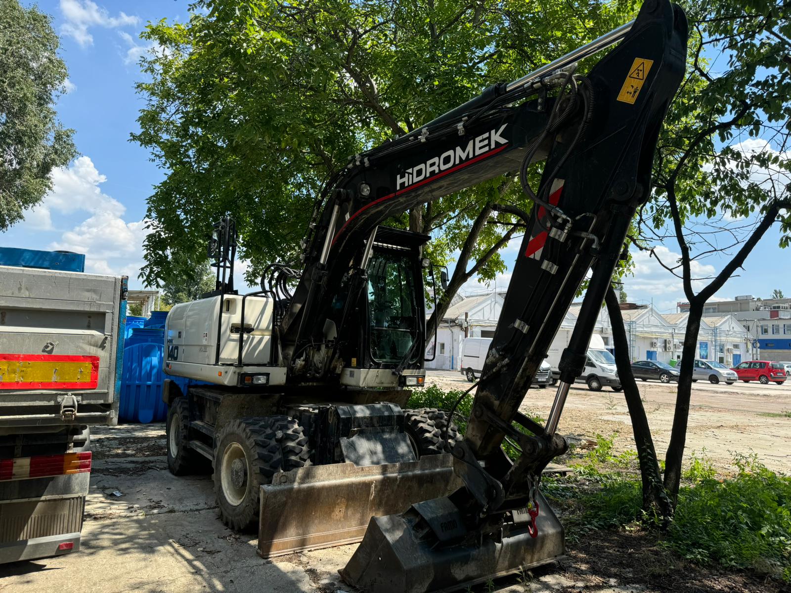 Колісний екскаватор Hidromek HMK 140W Фото - 11